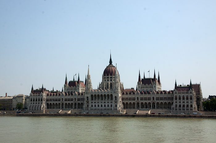 Unkarin_Parlamenttitalo
